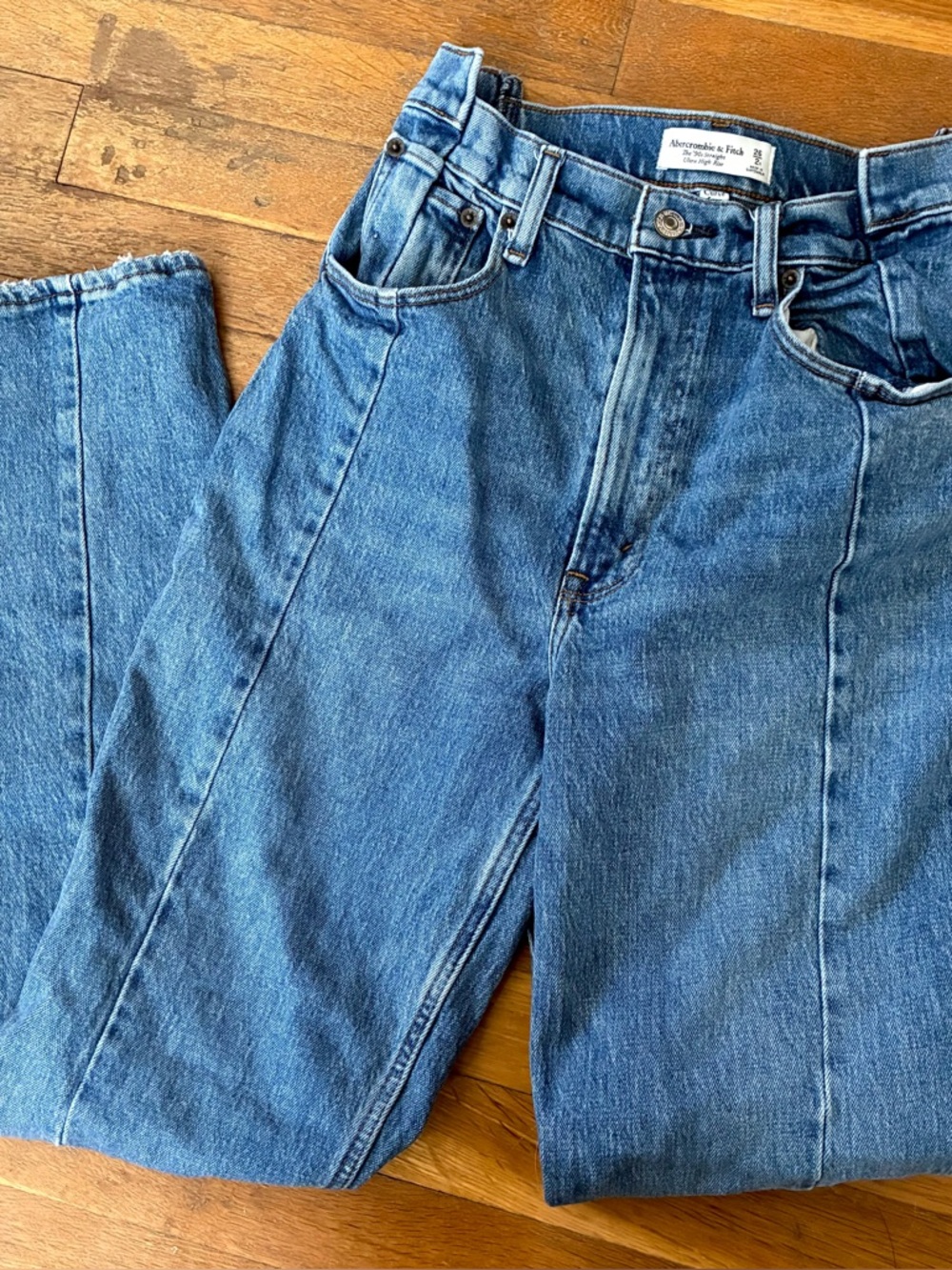 A&F Curve Love 90s Straight Jeans